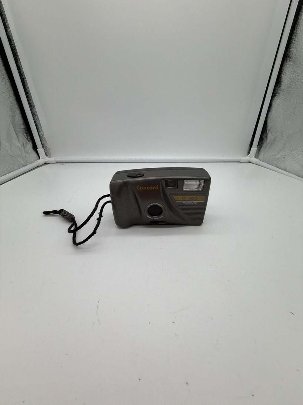 Concord CT 500 Motorized 38mm Film Camera ( As Is )